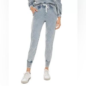 Generation Love Daisy Ruffled Sweatpants | L